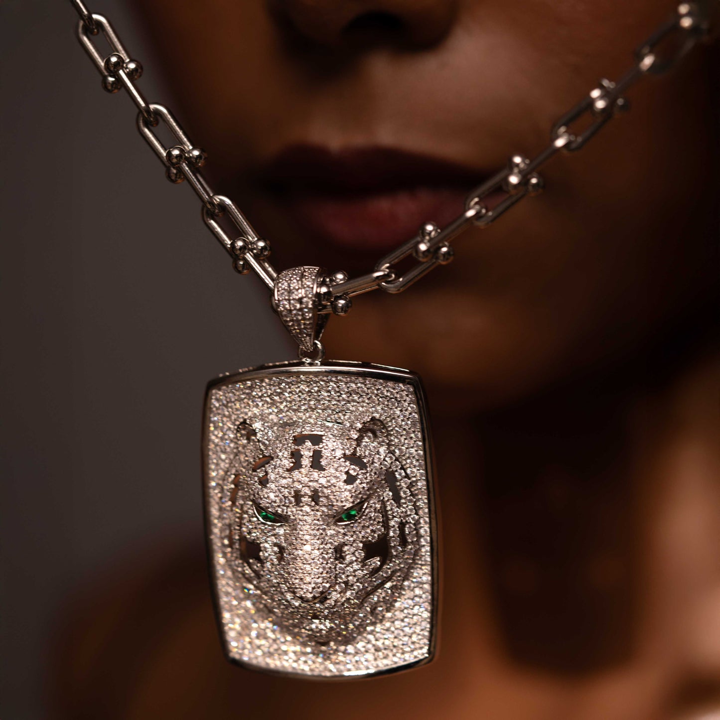 RHODIUM PLATED EXOTIC AMERICAN DIAMOND WORK PENDANT - BIA