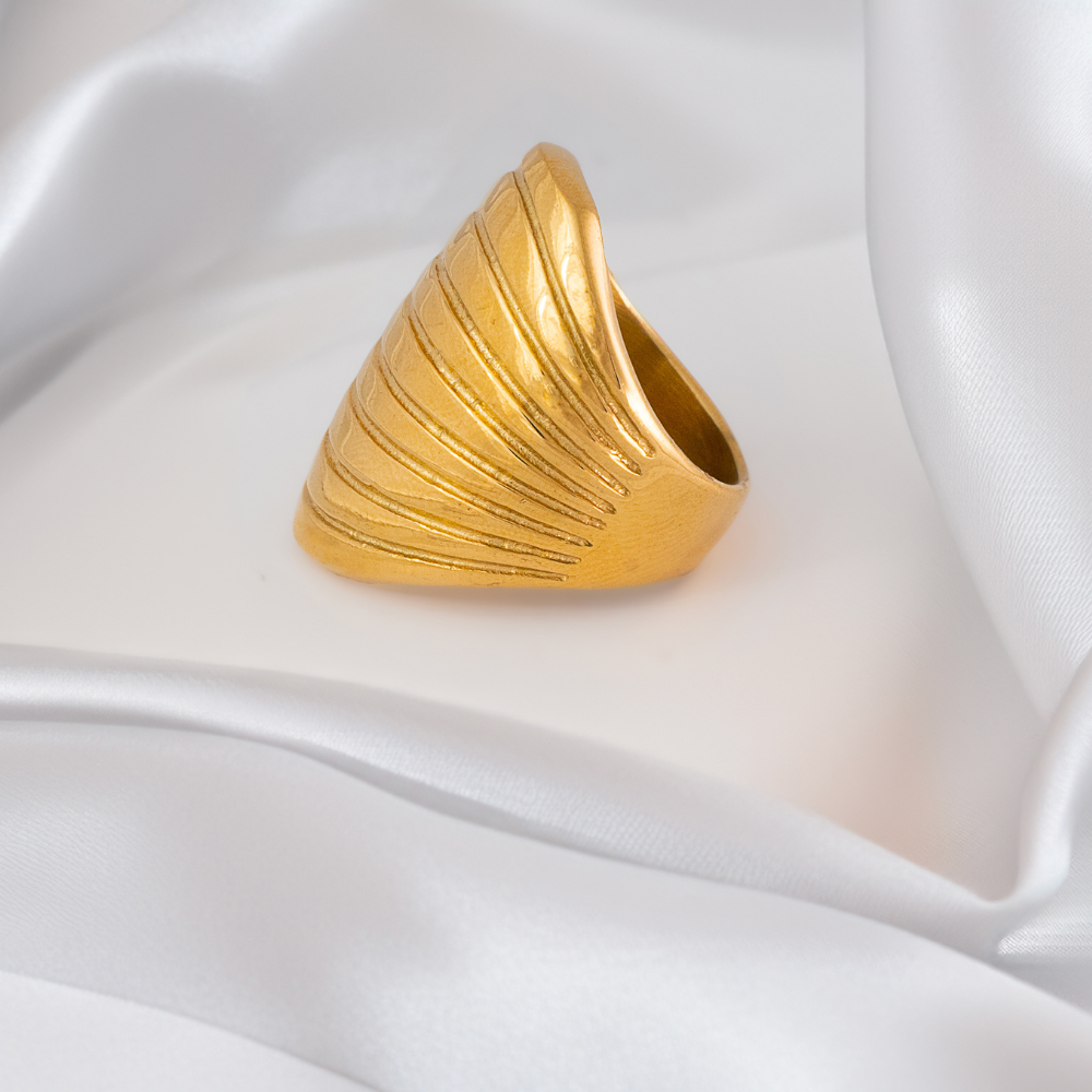 CLEAOPATRA RING