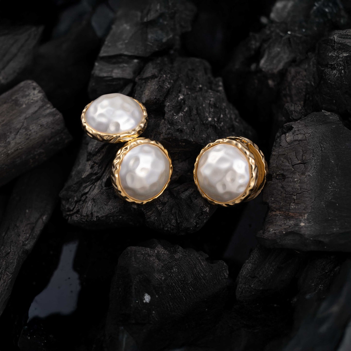 18KT GOLD PLATED DOUBLE SIDED PEARL STUDS - NOOR