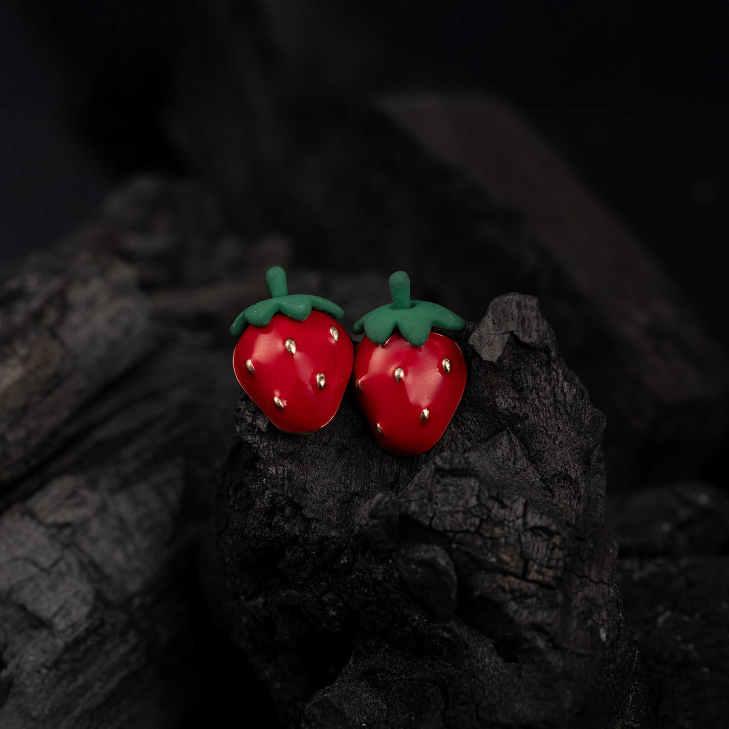 18 KT GOLD PLATED ENAMEL STUDS - STRAWBERRY