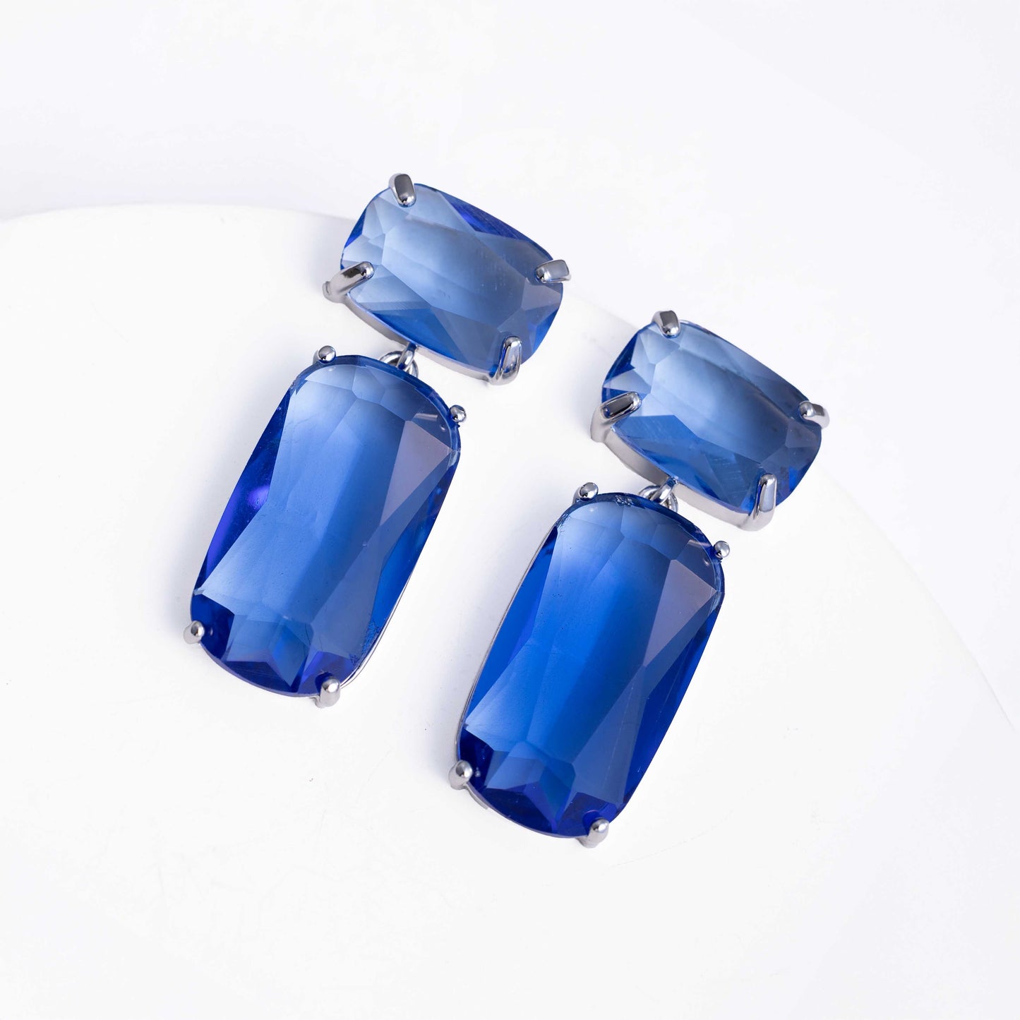 RHODIUM PLATED CRYSTAL DROP EARRING - PHEOBE