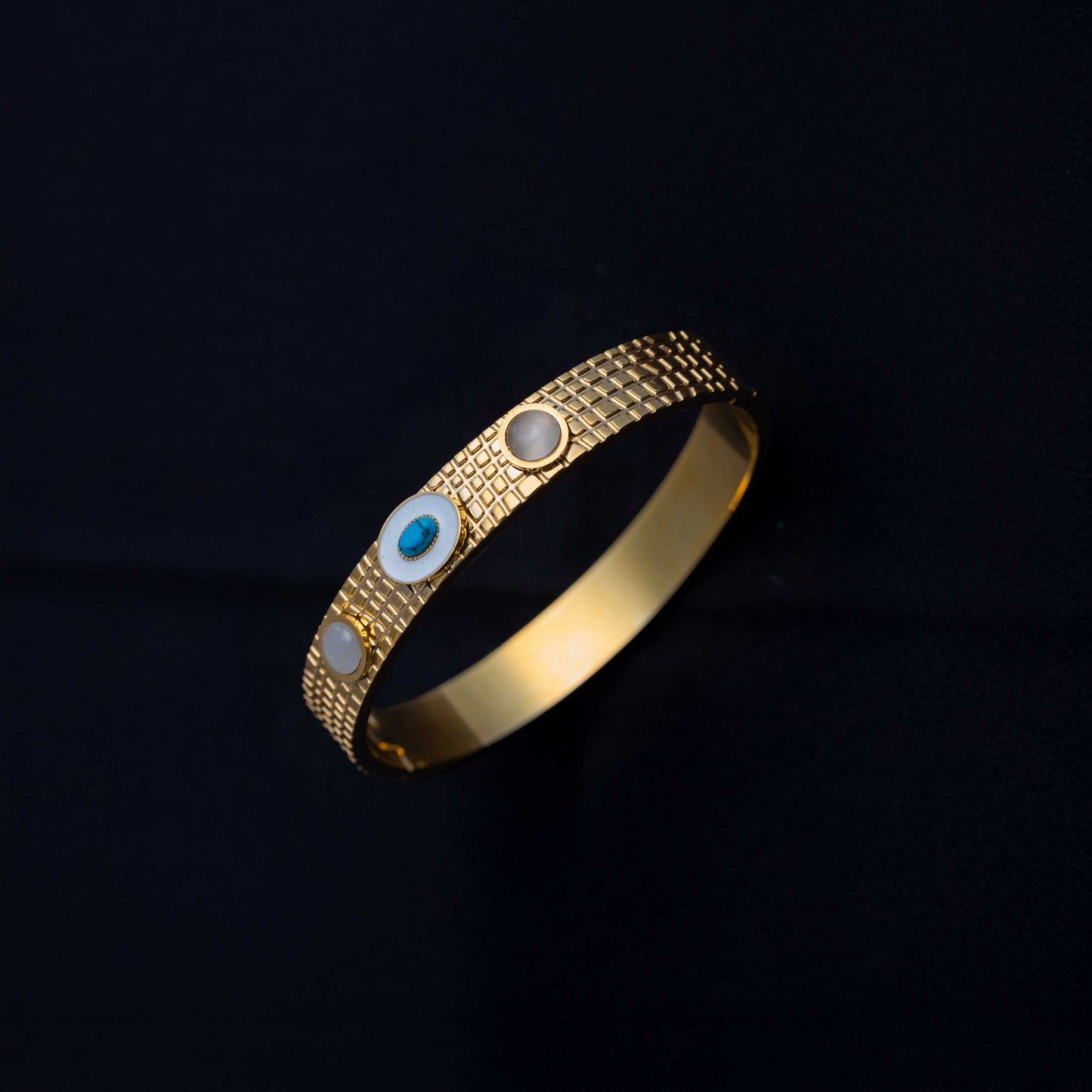 18KT GOLD PLATED GRADIENT DESIGN WITH TURQUOISE AND MOP - VICTORIA