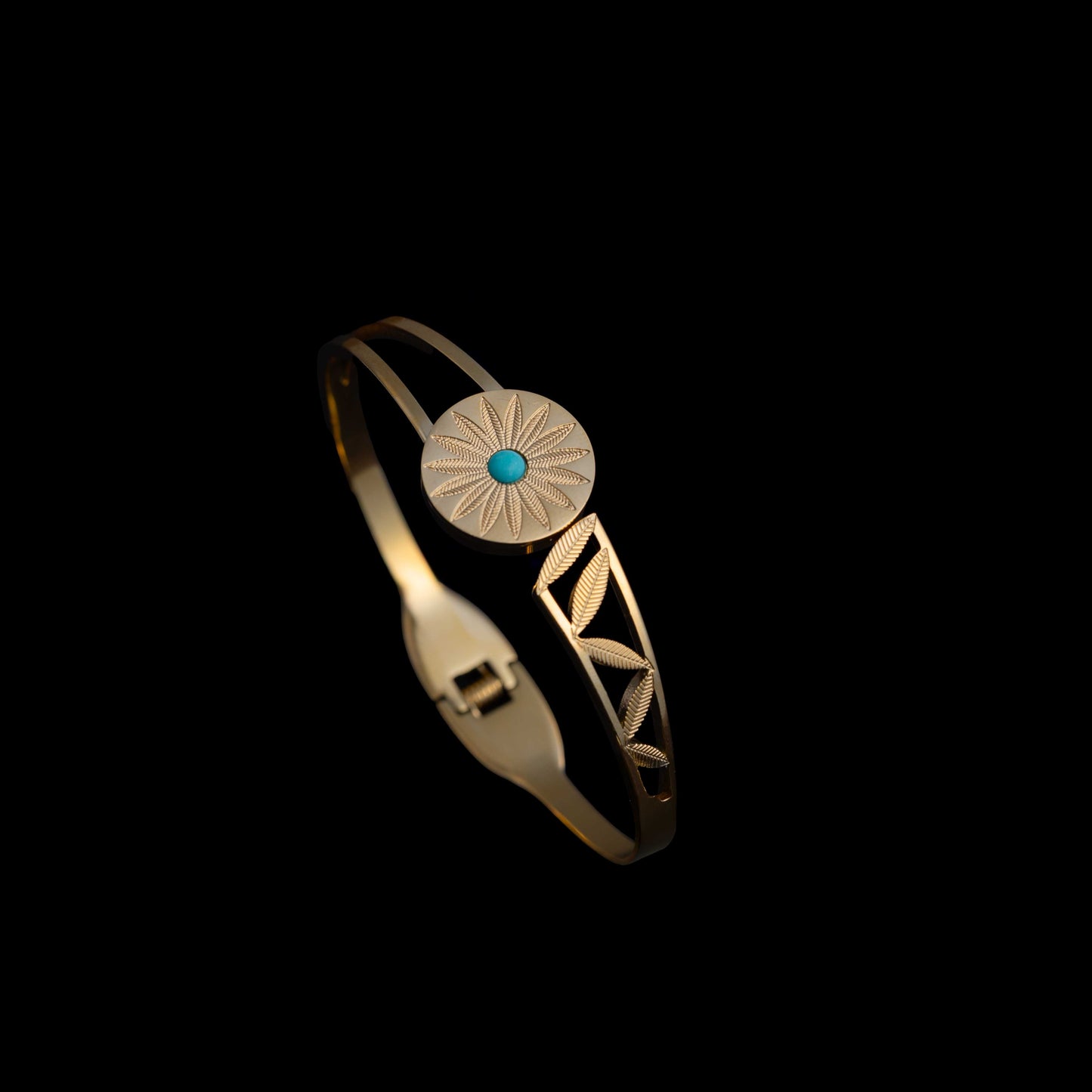 18KT GOLD PLATED TURQUOISE STONE WITH FLOWER DESIGN - RYLEE