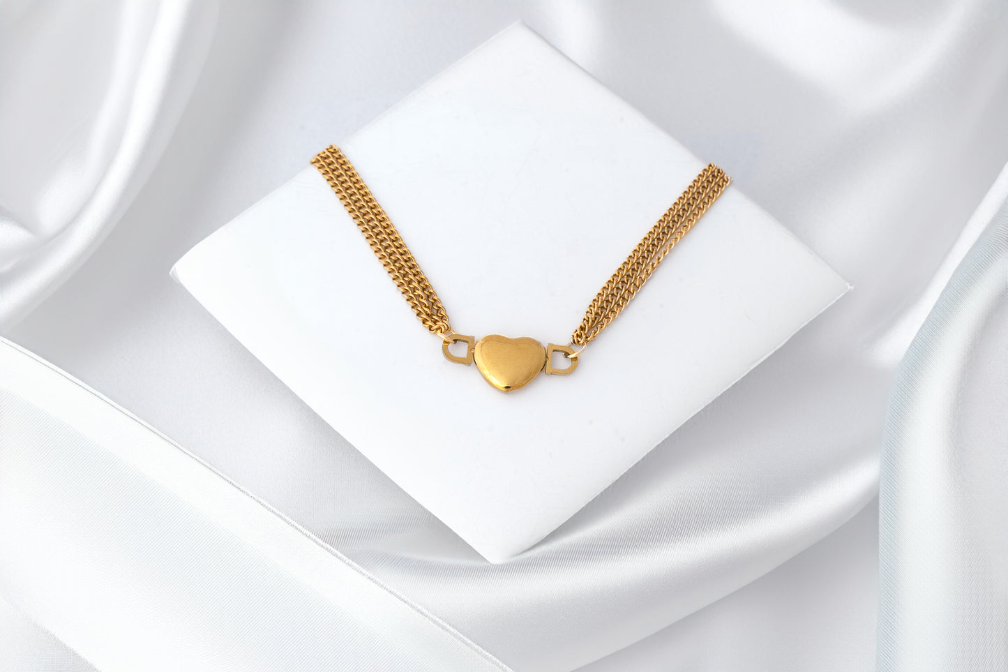 CUFFED HEART BRACELET