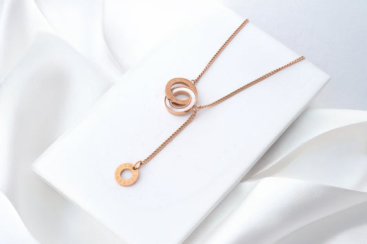 INTERTWINED LOVE BRACELET