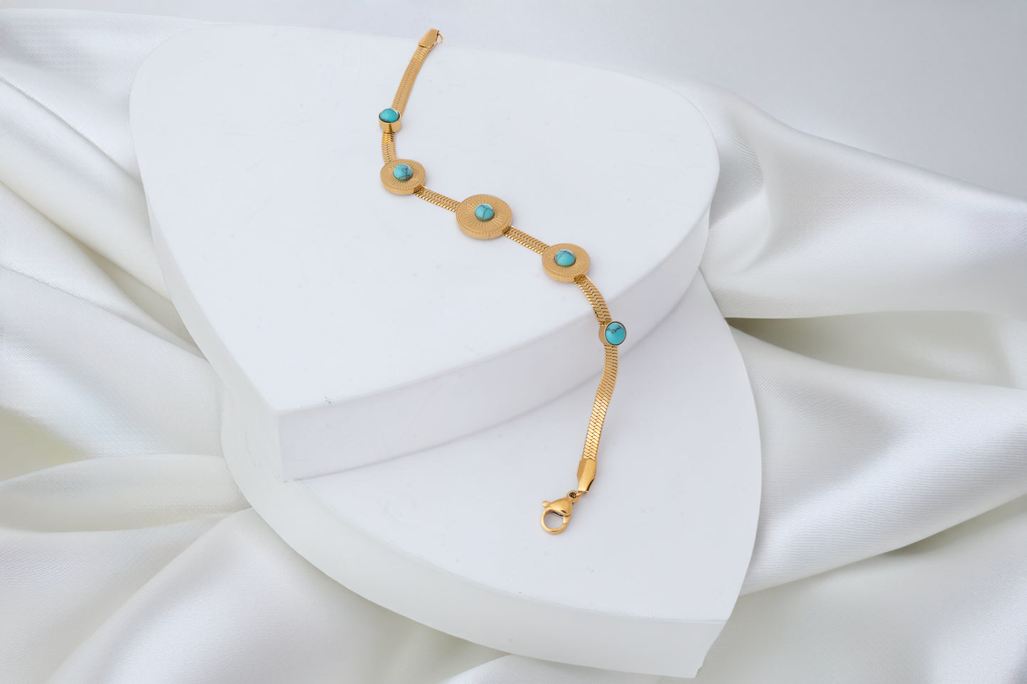 ELEGANT TURQUOISE BRACELET