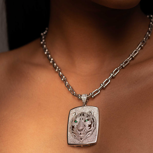 RHODIUM PLATED EXOTIC AMERICAN DIAMOND WORK PENDANT - BIA