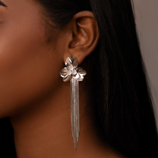 RHODIUM PLATED TASSLE FLOWER WITH AMERICAN DIAMONDS - ALIZEH