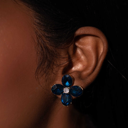 18KT GOLD PLATED FLOWER STUDS WITH DARK BLUE ZIRCONS - DAYANA