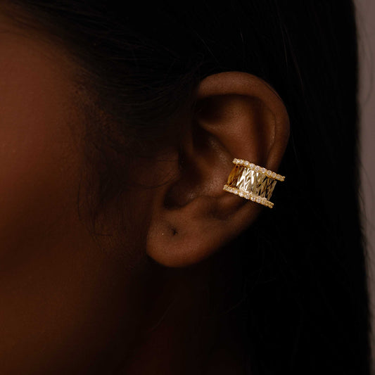 18KT GOLD PLATED STATEMENT EARCUFF WITH AMERICAN DIAMONDS - SIENNA