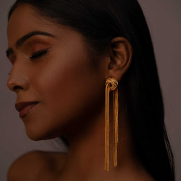 18KT GOLD PLATED KNOT TASSLE DESIGNER EARRINGS - QUINN