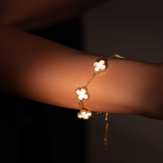 18KT GOLD PLATED DAILY WEAR WHITE CLOVER BRACELET - GLORIA
