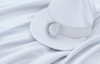 RHODIUM PLATED BAGUETTE CUT EARCUFF - ARIANA