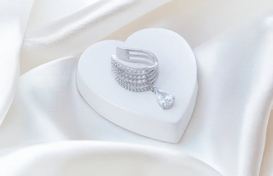 BOLD STATEMENT EARCUFF