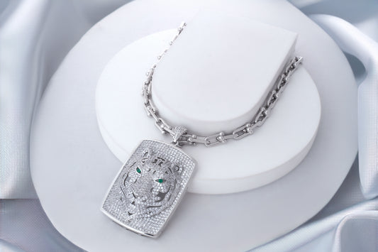 EXOTIC TIGER PENDANT
