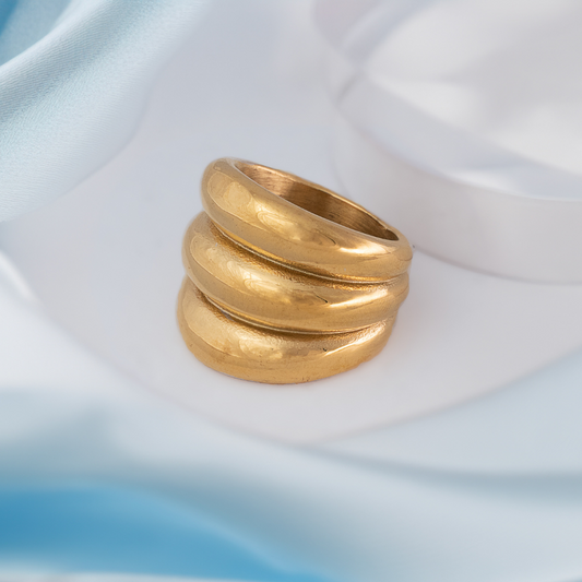 VINATGE BAND RING