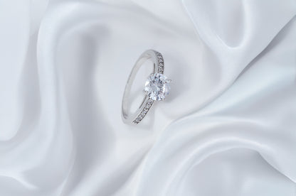 SOLITAIRE RING