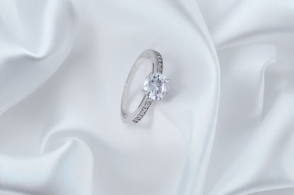 SOLITAIRE RING