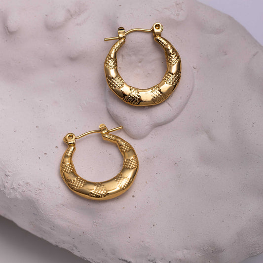 18KT GOLD PLATED CHECKS DESIGN DAILY WEAR BALI - KIA