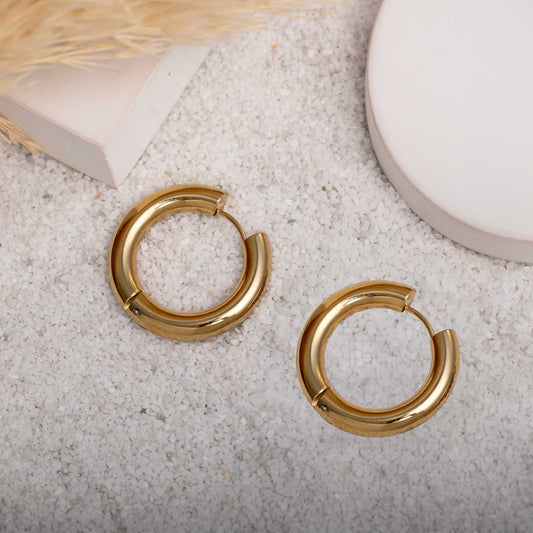 18KT GOLD PLATED BASIC CHUNKY DAILY WEAR HOOPS EARRINGS (SMALL)