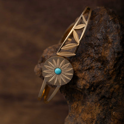 18KT GOLD PLATED TURQUOISE STONE WITH FLOWER DESIGN - RYLEE