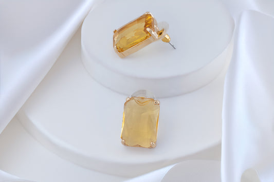 SQUARE STONE STUD